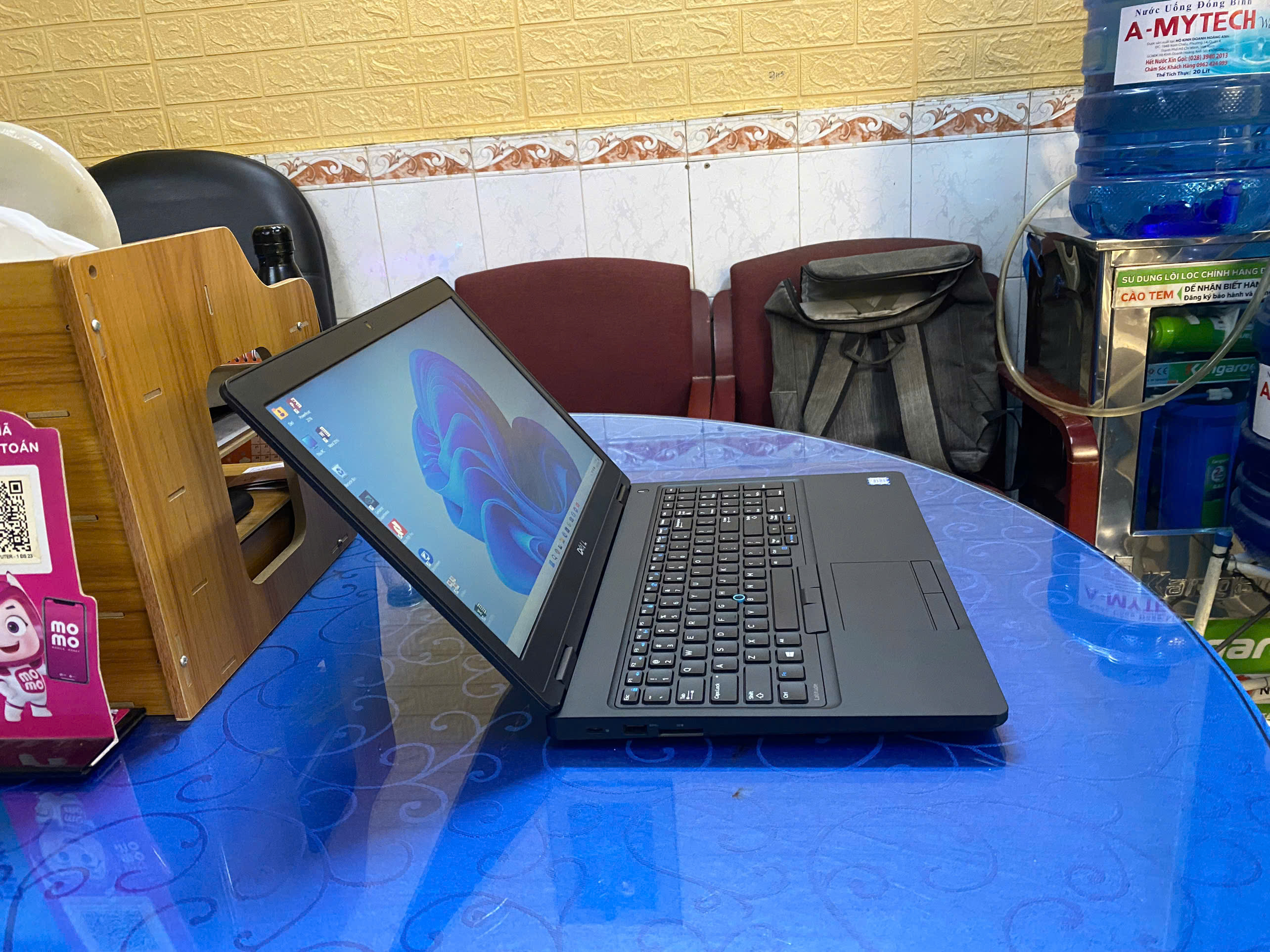 DELL LATITUDE E5580 i7 7820HQ 8GB 15.6 FHD